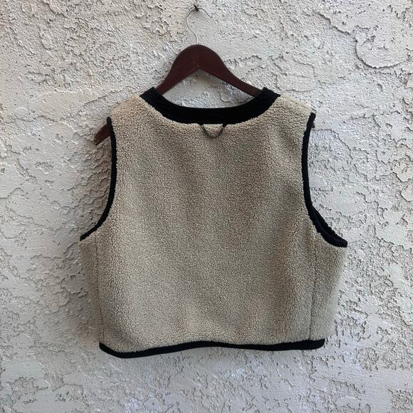 Banana Republic Reversible Wool Sherpa Plaid Vest Corduroy Trim Size M - Picture 5 of 8